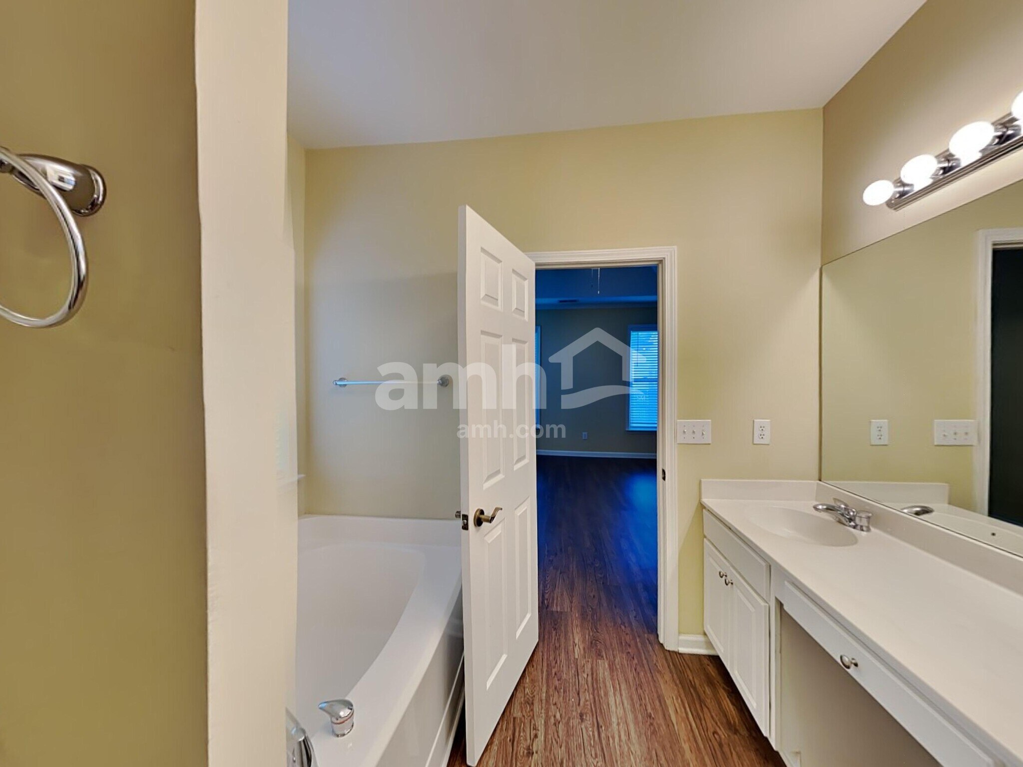 Building Photo - 4459 Kentland Dr