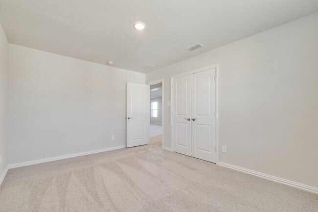 Building Photo - 109 Goosewood Dr