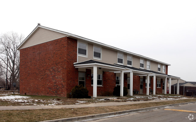 Building Photo - Laurelwood Apartments