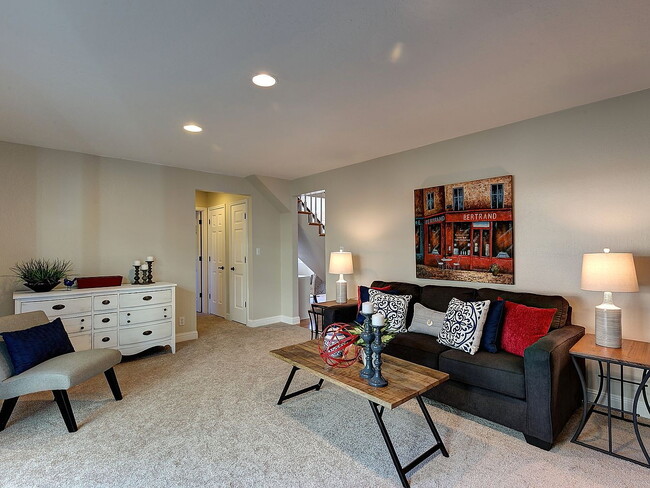 Building Photo - "Spacious 3-Bedroom Retreat with 2 Full Baths in Charming Pleasanton!"