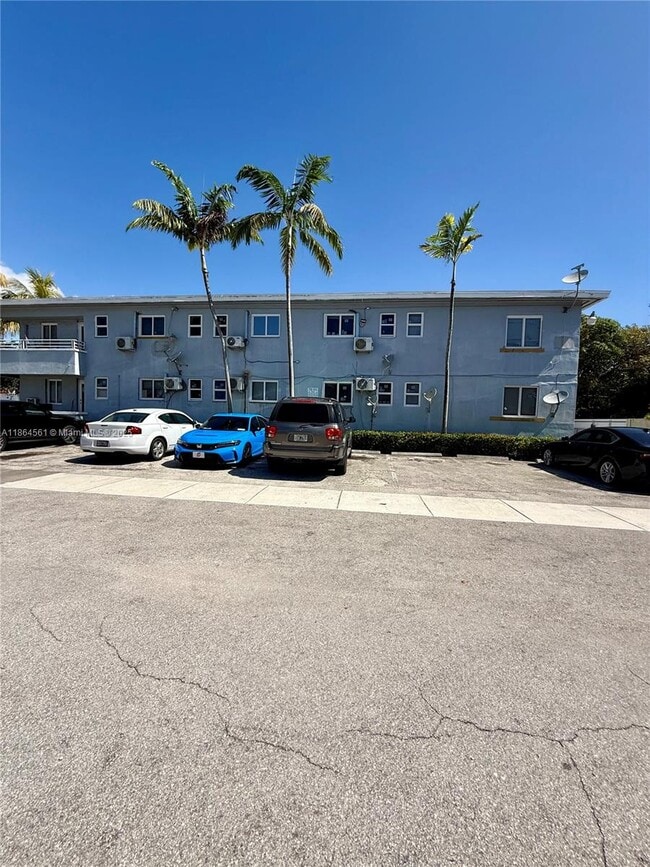 Building Photo - 5305 Biscayne Blvd
