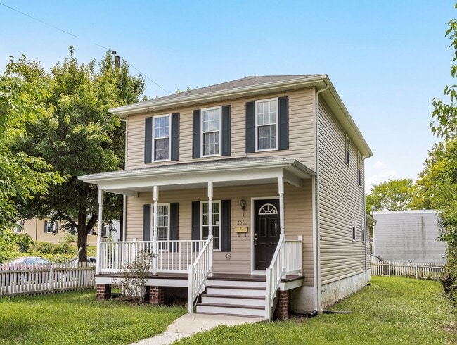 Primary Photo - BEAUTIFUL NEWER SINGLE FAMILY HOME NEAR VCU