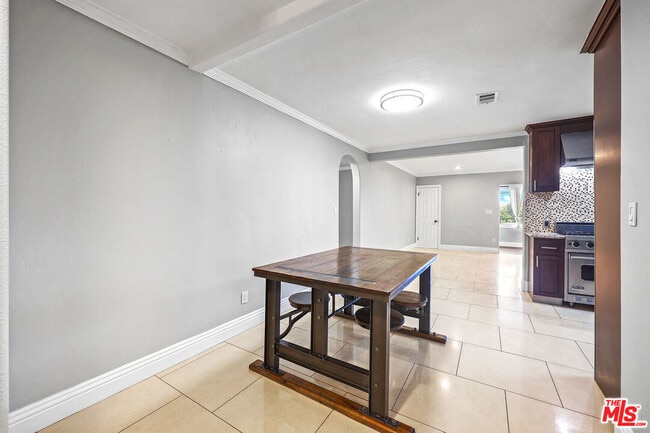Building Photo - 11419 Sunshine Terrace