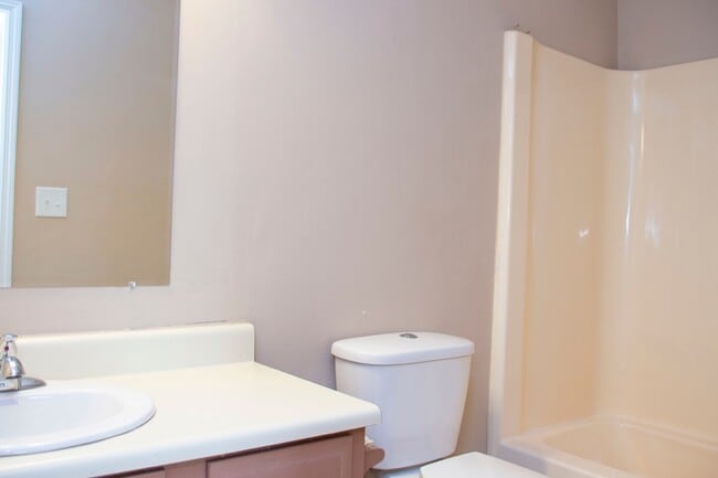 Building Photo - Half off first month rent move in special!