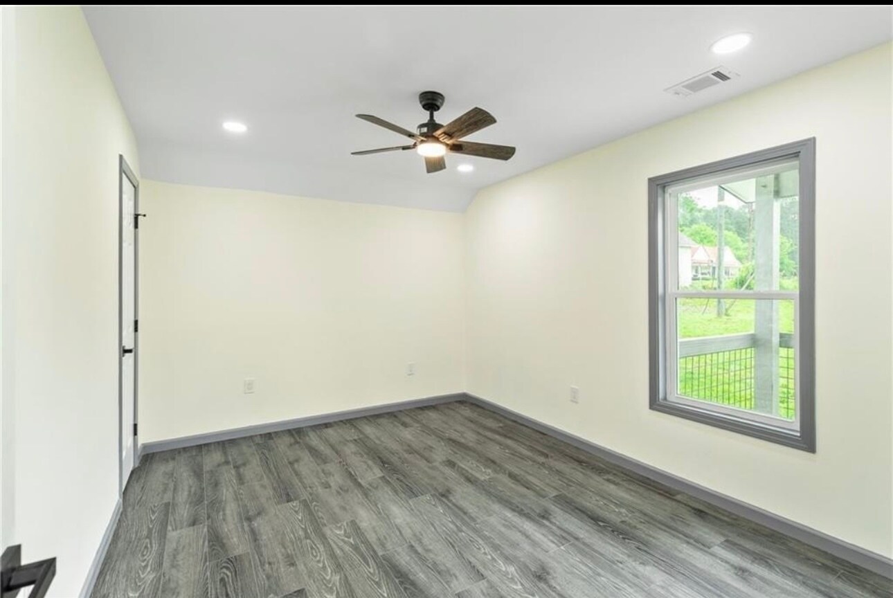 Building Photo - 4878 Youngs Mill Rd