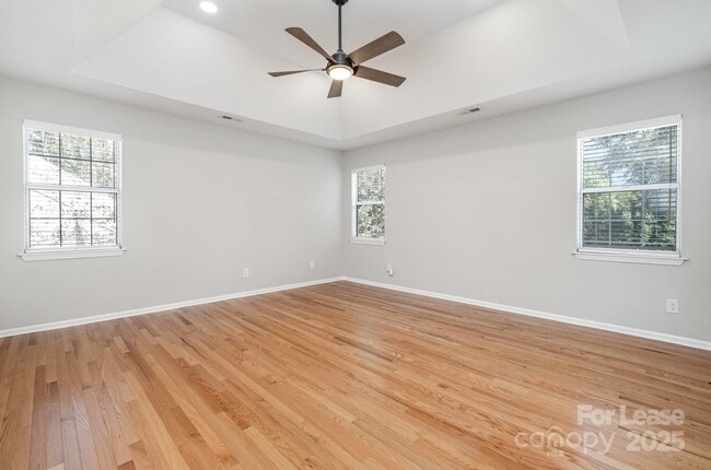 Building Photo - 111 Monterey Dr