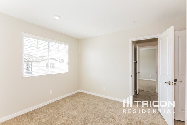 Building Photo - 31683 Willowood Way