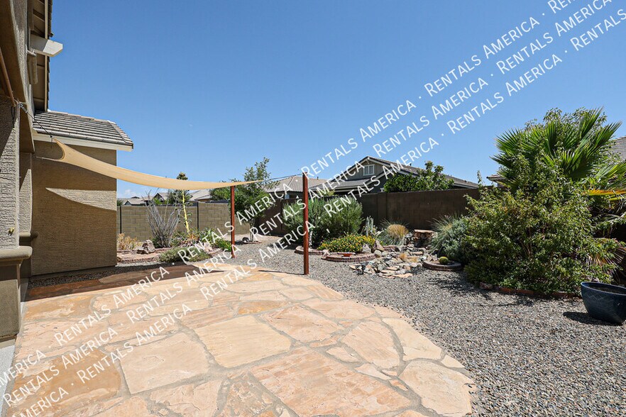 Building Photo - 41335 W Almira Dr