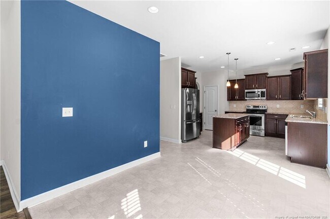 Building Photo - 4095 Irwin Dr