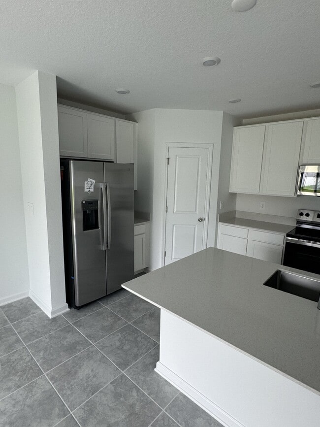 Building Photo - 2166 Aquifer Ln