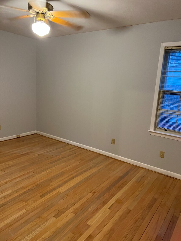 Building Photo - 1925 Windsor Spring Rd