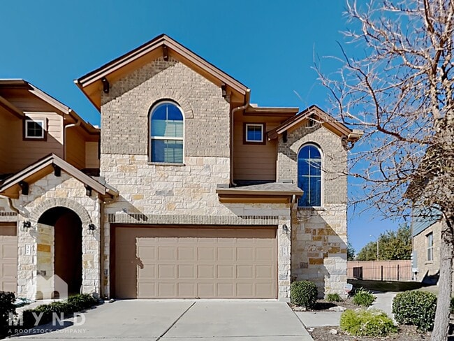 Primary Photo - 1001 Zodiac Ln