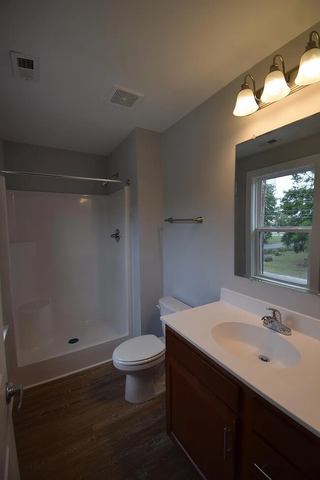 Building Photo - 1907 Grayson St