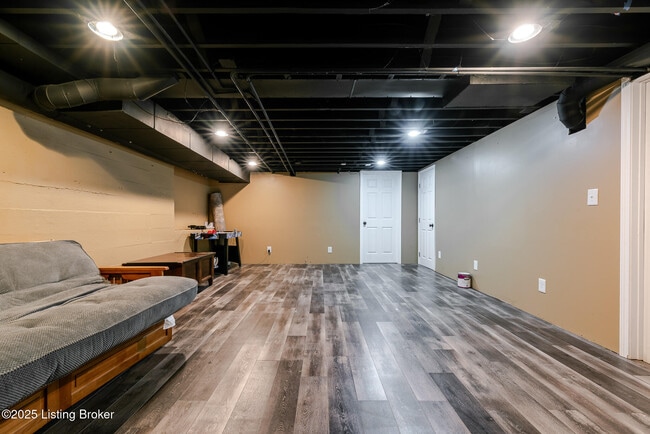 Building Photo - 503 Breckenridge Ln
