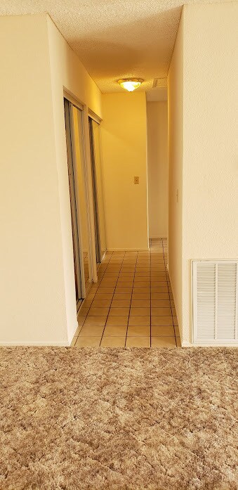 Building Photo - 1705 W Olive Ave