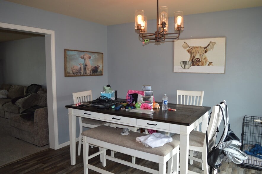 Building Photo - 8917 Snowberry Ln