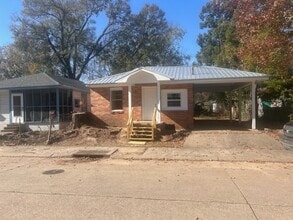 Building Photo - 787 N 47th St