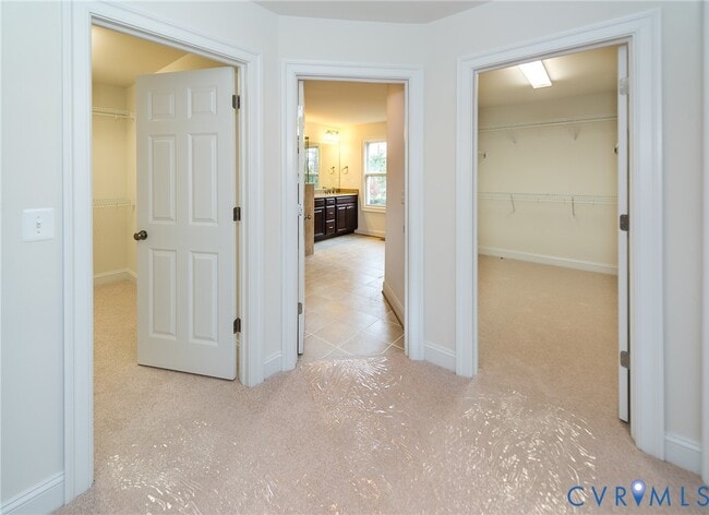 Building Photo - 5411 Hickory Ann Dr