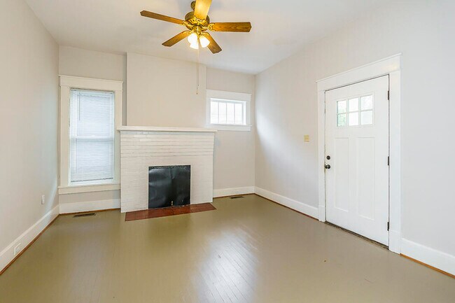 Building Photo - 51 Mentelle Park