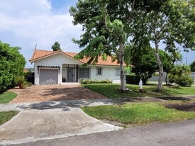 Building Photo - 8001 SW 36th Ter