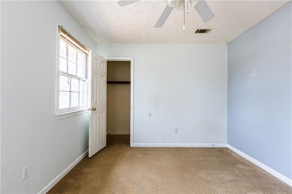 Building Photo - 1330 Grayland Hills Trail