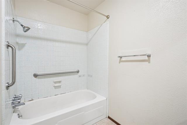 Building Photo - 2818 Ripplewood Dr