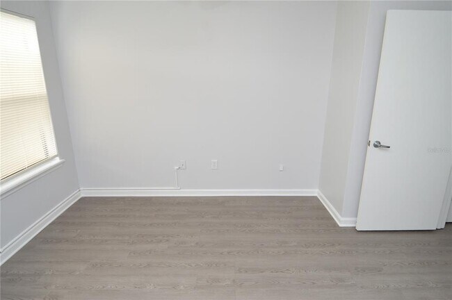 Building Photo - 11901 4th St N