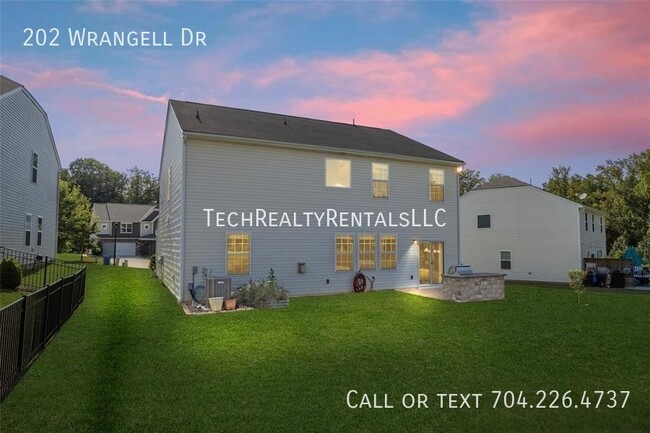 Building Photo - 202 Wrangell Dr