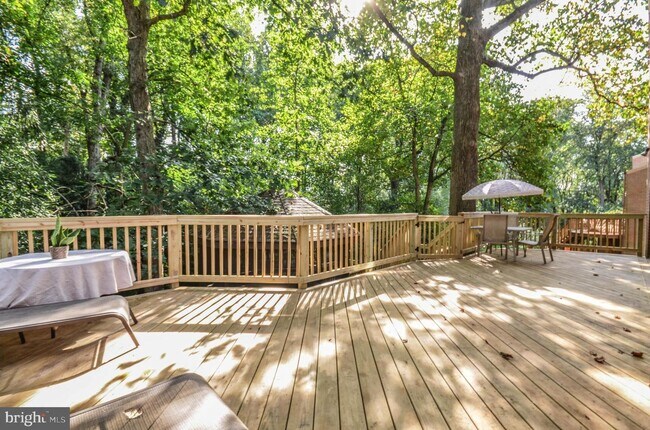 Building Photo - 7212 Grubby Thicket Way