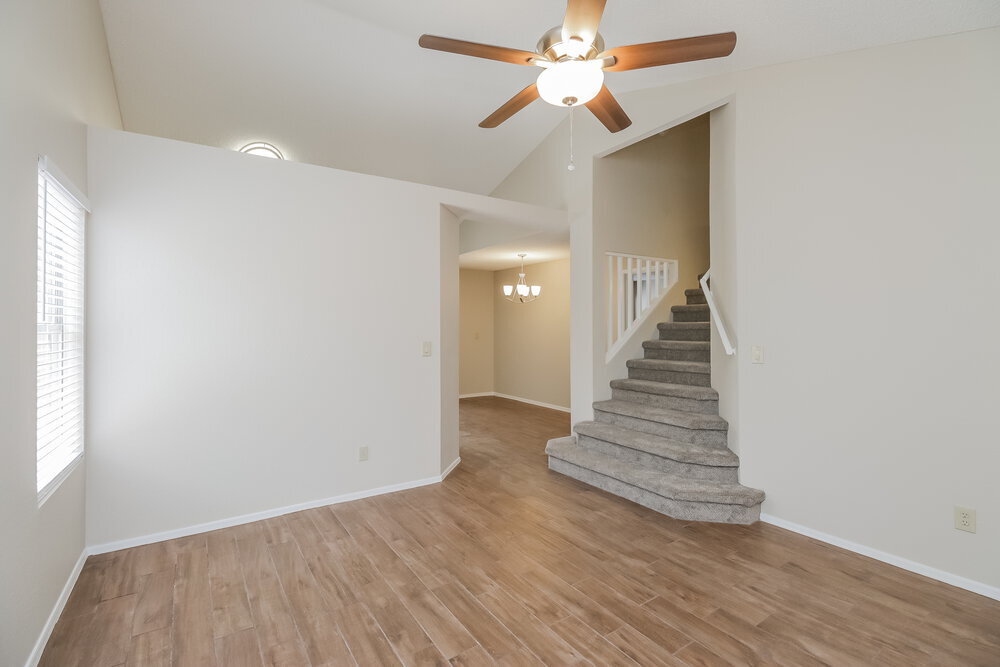 Building Photo - 3869 W Elgin St