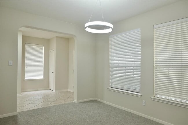Building Photo - 23902 Spring Way Dr