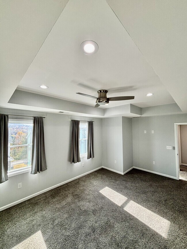 Building Photo - 104 Ida Marie Dr