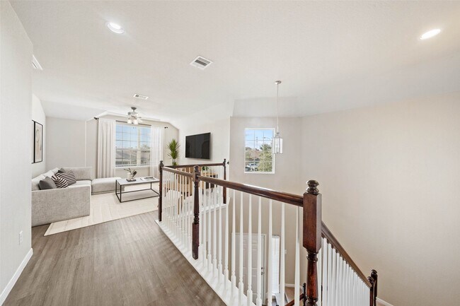 Building Photo - 5934 Carpenters Hollow Court