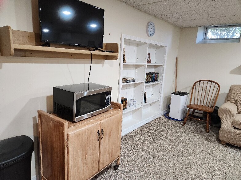 Building Photo - 206 Shepard Rd