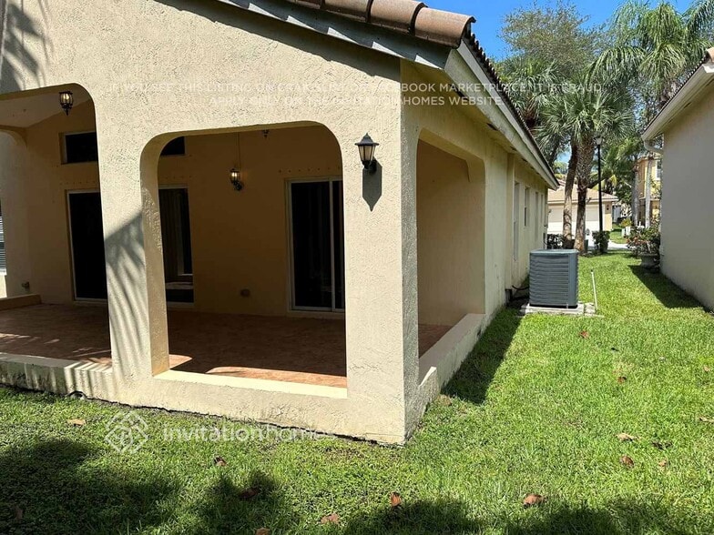 Building Photo - 4137 Onega Cir