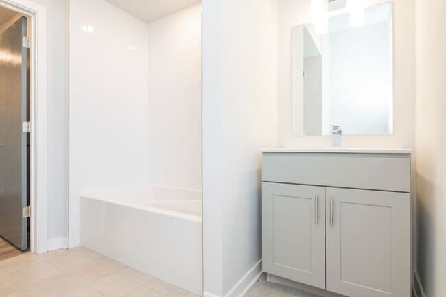 Building Photo - 1143 N 3rd St