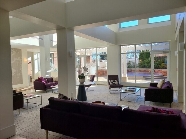 Building Photo - 950 Massachusetts Ave