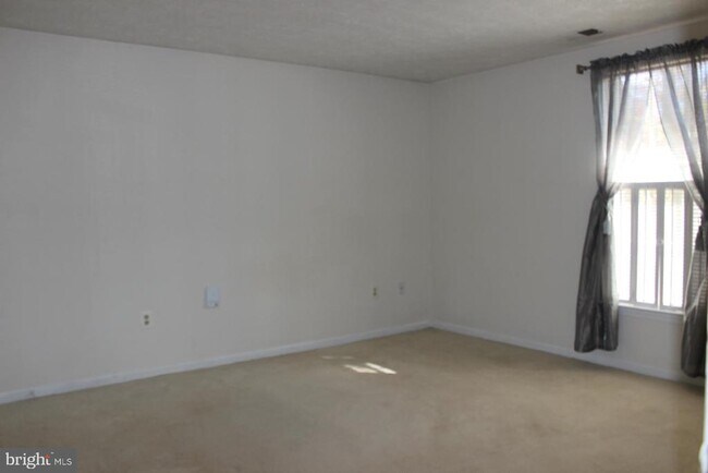 Building Photo - 3102 Cardinal Way