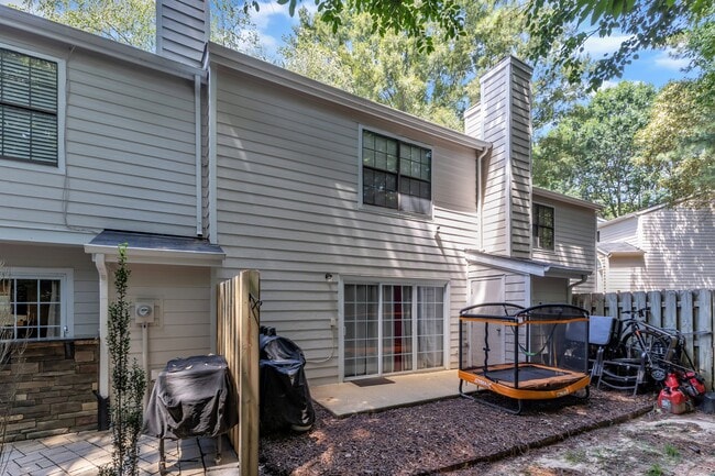Building Photo - 7731 Falcon Rest Cir