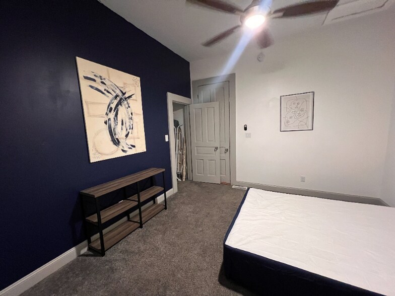 Building Photo - 36 S Dearborn St