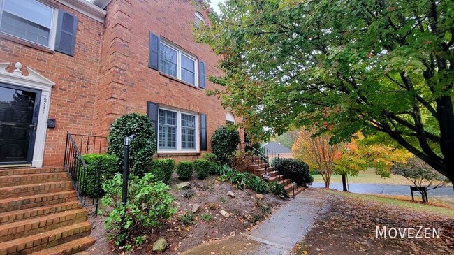 Building Photo - 6733 Constitution Ln