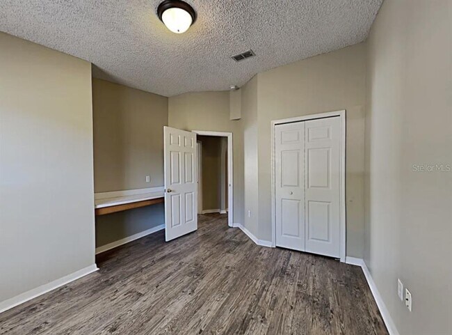 Building Photo - 15955 Wilkinson Dr