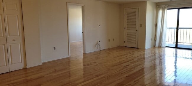 Building Photo - 3920 Mystic Valley Pkwy