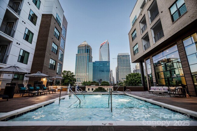 Primary Photo - 101 W Morehead St