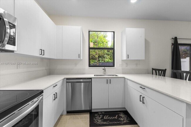 Building Photo - 20344 NW 6th Pl