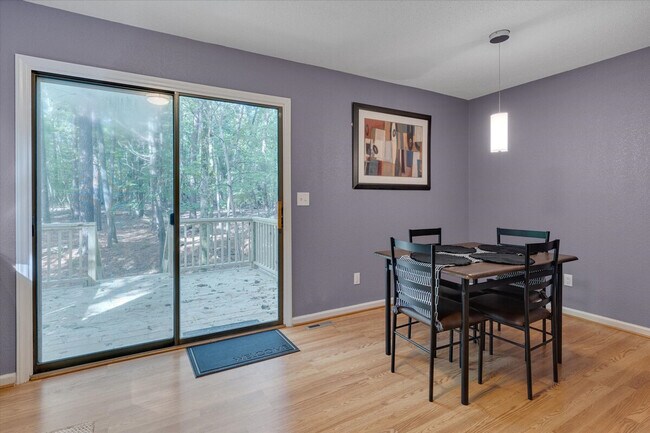 Building Photo - 4423 American Dr