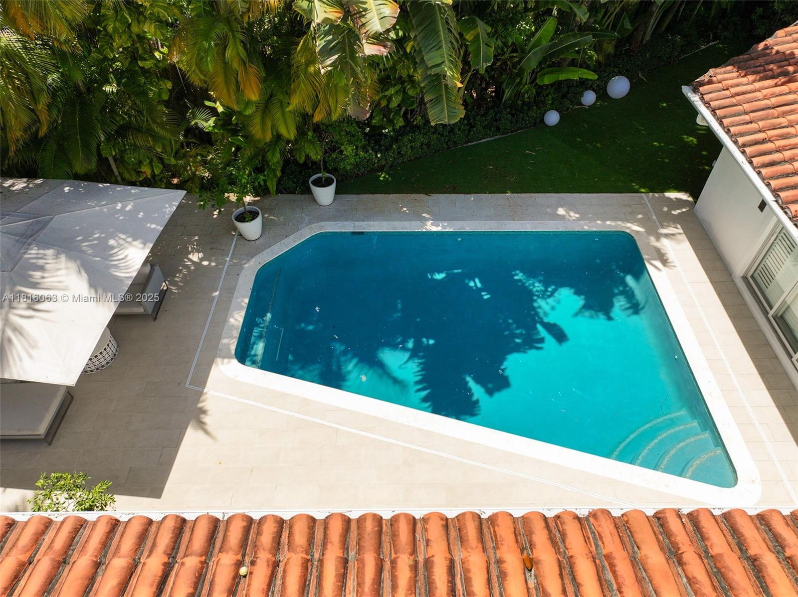 Building Photo - 375 Harbor Ct