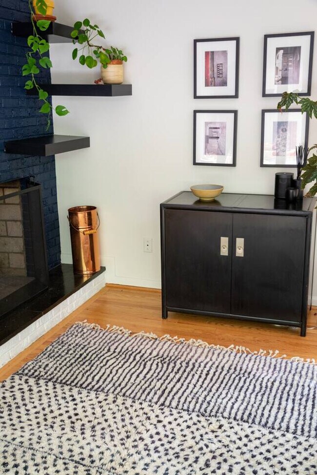 Building Photo - 603 Rock Creek Rd