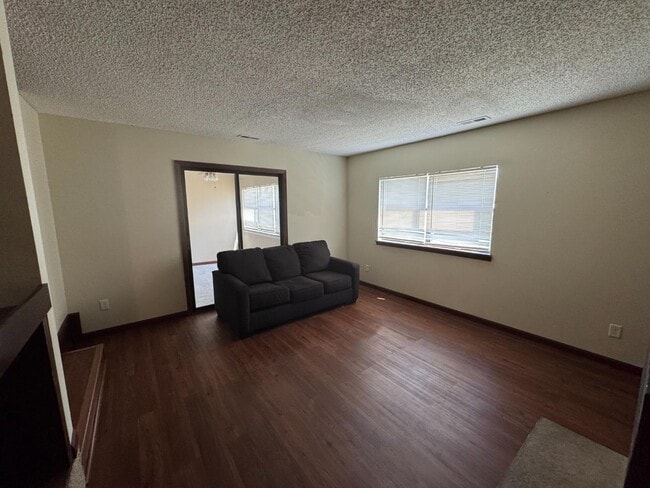 Building Photo - 1437 Westbrooke
