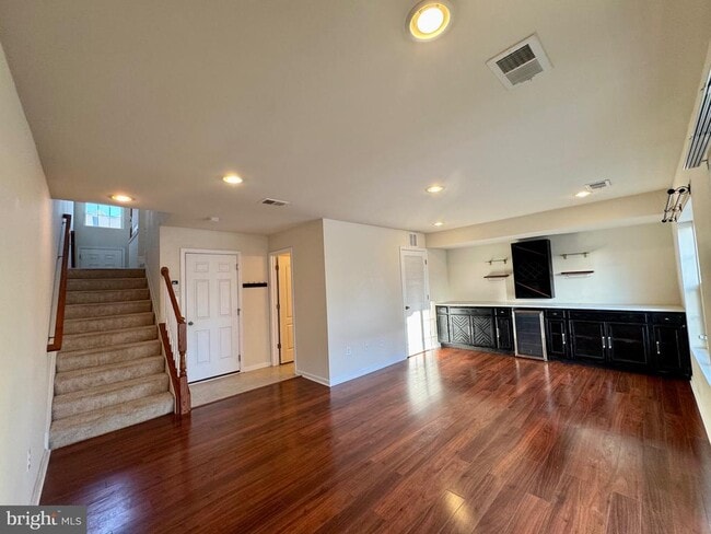 Building Photo - 20955 Brunswick Ln